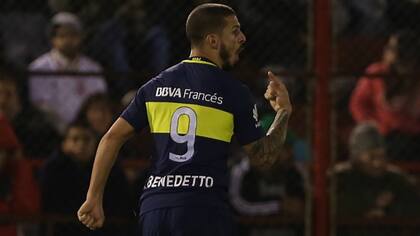 Benedetto, el único Nº 9 de Boca