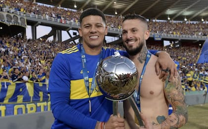  Benedetto y Rojo juntos, ayer estuvieron tomando mates