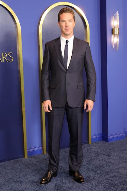 Benedict Cumberbatch lució un traje clásico en el 94 almuerzo de nominados de los premios Oscar