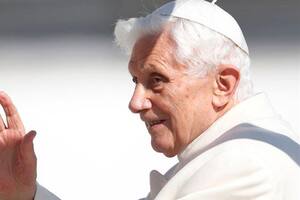 El "asesino serial" de Twitter inventó la muerte de Benedicto XVI y sembró confusión