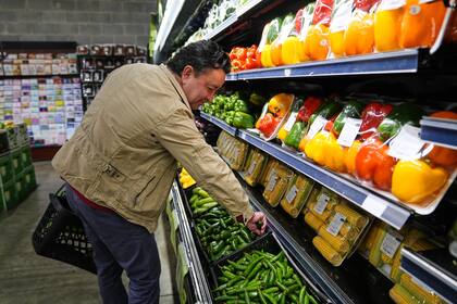 Beneficiarios de SNAP finalmente obtendrán un 65% del monto habitual en noviembre