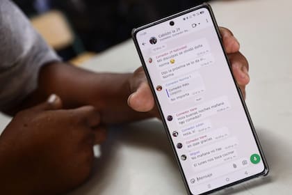 Beneficiaron del comedor "La 29", cerrado por el gobierno porteño, preguntan qué día de la semana deben retirar la comida por "Olla Talleres"