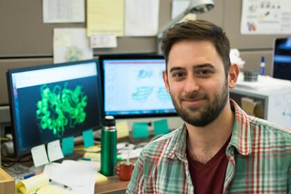 Benjamín Basanta, en su laboratorio