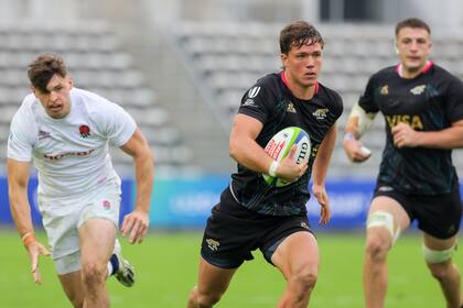 Benjamín Elizalde, en acción en el Mundial Sub 20 de Sudáfrica