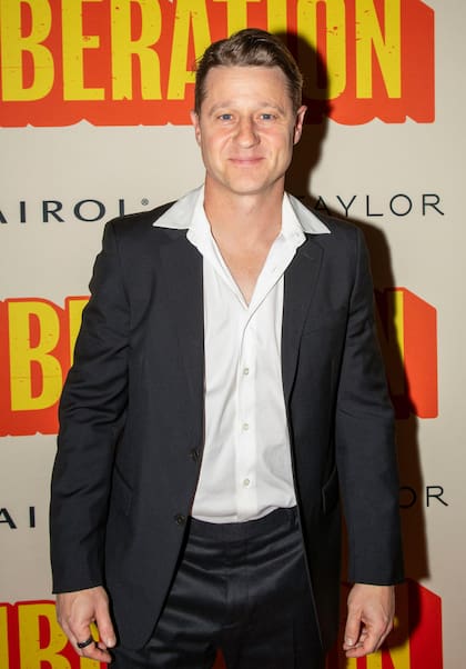Benjamin Mckenzie definió al universo cripto como “el mayor esquema Ponzi de la historia”