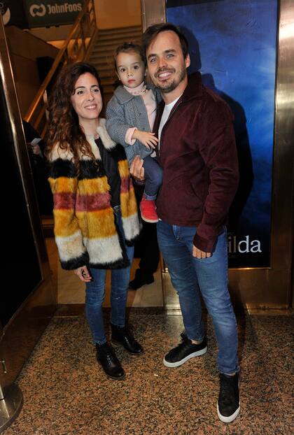 Benjamín Rojas con su pareja Martina y su hija Rita