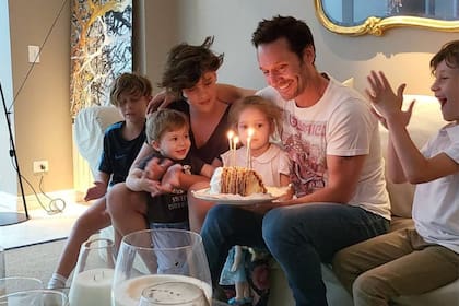 Benjamín Vicuña festejó su cumpleaños número 43, a fines de noviembre, junto a sus hijos en su nueva y lujosa vivienda porteña