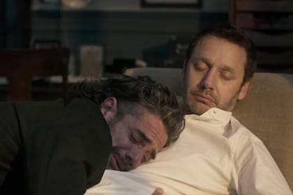 Benjamín Vicuña y Luciano Castro en el capítulo final de la ficción 