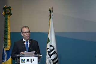 Decepcionante subasta de áreas petroleras en Brasil