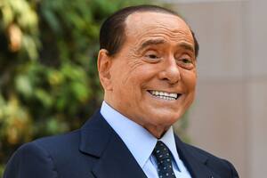 Paso al costado: Silvio Berlusconi renunció a ser candidato a la presidencia de Italia