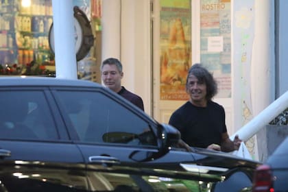 Bermúdez, sonriente al ser captado por las cámaras