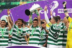 El primer argentino que juega en Celtic y la rivalidad con Rangers que le trajo un dolor de cabeza (sin resolver)