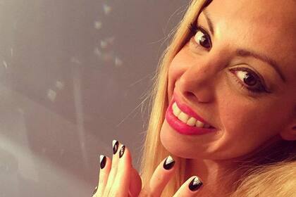 Bernal arguye que el niño es hijo de su ex