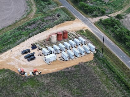 Bernardo vio que la propuesta de Ari resolvía el dilema de "sacarle agua a las piedras" que enfrentan los petroleros