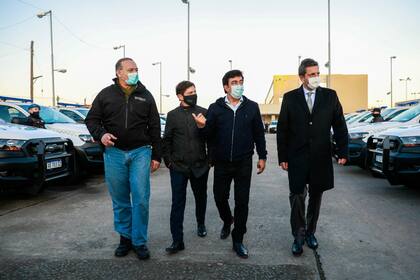 Berni, Kicillof, Espinoza y Massa, el jueves, en La Matanza, al presentar nuevos móviles policiales