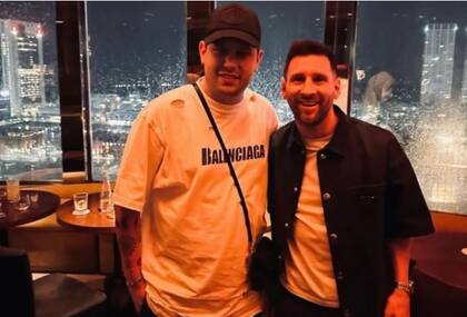 Berra Rojo posteó en Instagram una foto junto a Lionel Messi