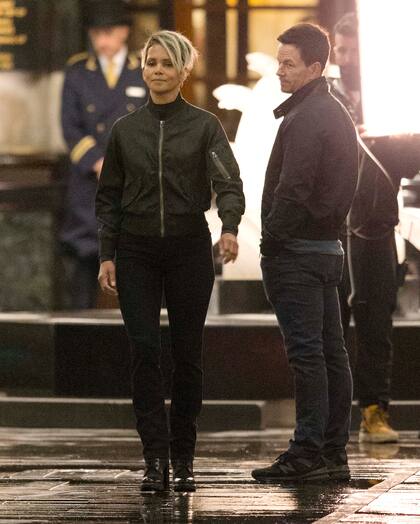 Berry y Wahlberg filmando en Londres