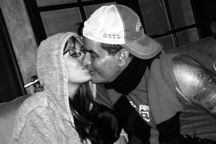 Beso a Beso. Un feliz momento de la pareja, a principio de año.