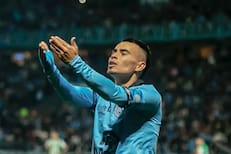 Chino, armenio y pirata: el 10 de Belgrano que juega con el corazón en la mano