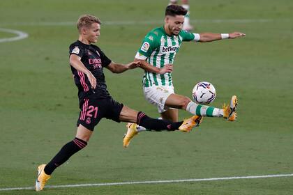 Betis-Real Madrid, por la Liga de España: el campeón consiguió su primer (y sufrido) triunfo.