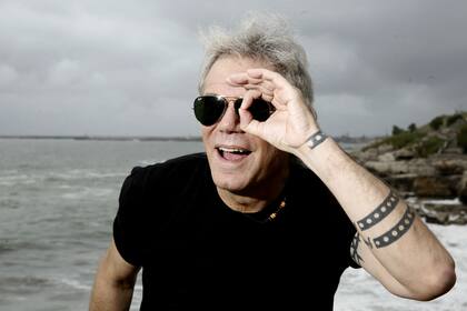 Beto Casella se prepara para la salida de su libro, para seguir escribiendo y para soñar con tener otro programa de radio, pero en la AM