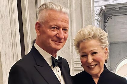 Bette Midler y su marido, Martin von Haselberg
