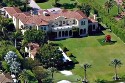 Bezos posee un patrimonio de US$237 millones en Indian Creek Island