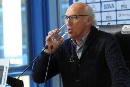 Bianchi habló de la renovación de Riquelme