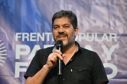 Carlos Bianco, ministro kicillofista que se reunió con Monzó