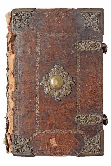 Biblia en alemán, de 1694, US$ 270-400.
