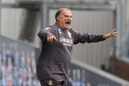 Bielsa se reunirá esta semana con el dueño de Leeds por la renovación de su contrato