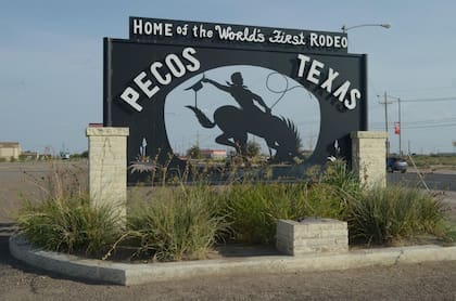 Bienvenidos a Pecos, Texas, ciudad del primer rodeo.