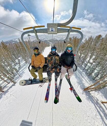 Big Sky Resort posee una infraestructura de telesillas con más de 40 unidades (Instagram/@ryan_lavergne)