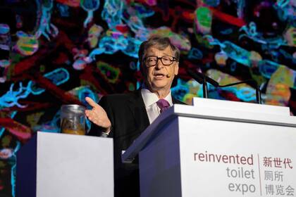 Bill Gates en la Exposición de Inodoros Reinventados de Pekín