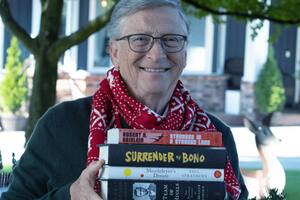 Bill Gates revela cuáles son sus libros favoritos desde la secundaria