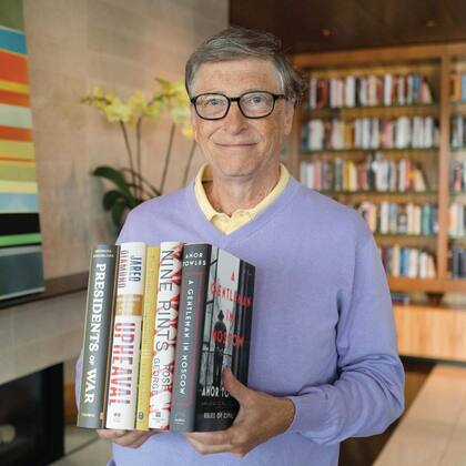 Bill Gates suele recomendar libros a través de sus redes sociales (Crédito: Instagram/@billgates)