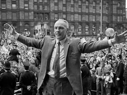 Bill Shankly fue contratado por los reds en 1959, y suyo fue el mérito de rescatar al equipo que se encontraba en Segunda División