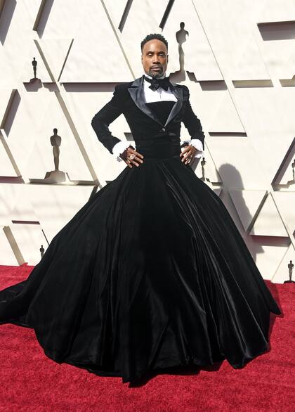 Billy Porter, con un vestido de terciopelo