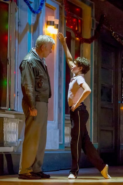 El pequeño Billy Hanna y Deka Walmsley, en Billy Elliot