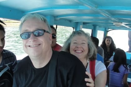 Billy y Akaisha Kaderli se retiraron en 1991, cuando notaron que tenían suficiente dinero para cubrir sus necesidades económicas (Retire Early Lifestyle)