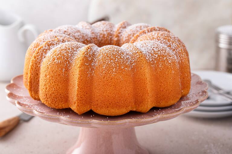 Pound,Cake,Baked,In,A,Bundt,Pan,,Traditional,Vanilla,Or