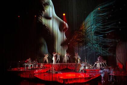 Björk en su última presentación de Cornucopia en The Shed