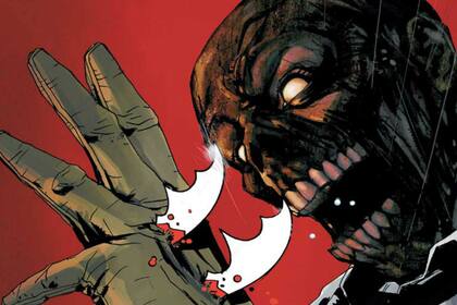 Black Mask sufre los batarangs de Batman