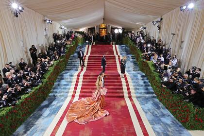 Blake Lively deslumbra en la MET Gala