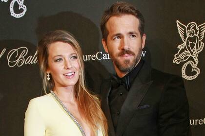 Blake Lively y Ryan Reynolds, felices con su flamante paternidad