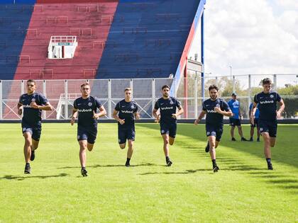 Blandi y Cerutti, entre los futbolistas de San Lorenzo que se entrenaron en la previa del partido con Atlético Tucumán