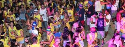 Bloco Vem que Vem, uno de los que va a garantizar el carnaval en las calles de Buzios este 2018