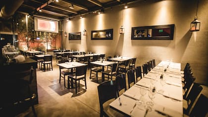 Blonda, un clásico de Las Cañitas que nunca decepciona, ¡menos en una cita!