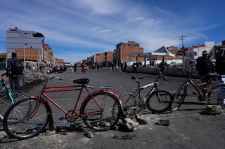 Bloqueos y marchas contra el presidente boliviano complican el abastecimiento de alimentos en La Paz
