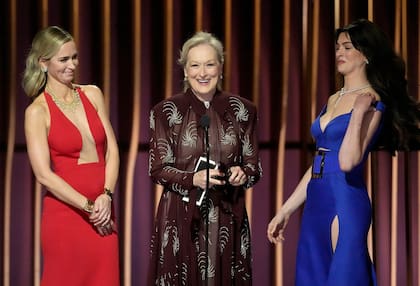 Blunt, Streep y Hathaway: el reencuentro de la estrellas de El diablo viste a la moda duró muy poco